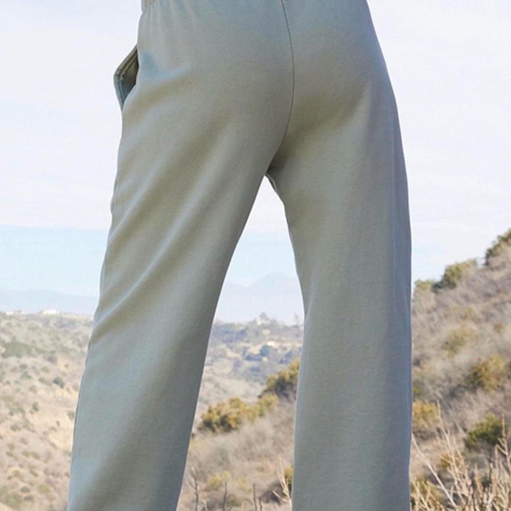 Brandy Melville x John Galt Rosa Faded Sage Green Casual Baggy Sweatpants — OS - Picture 3 of 8